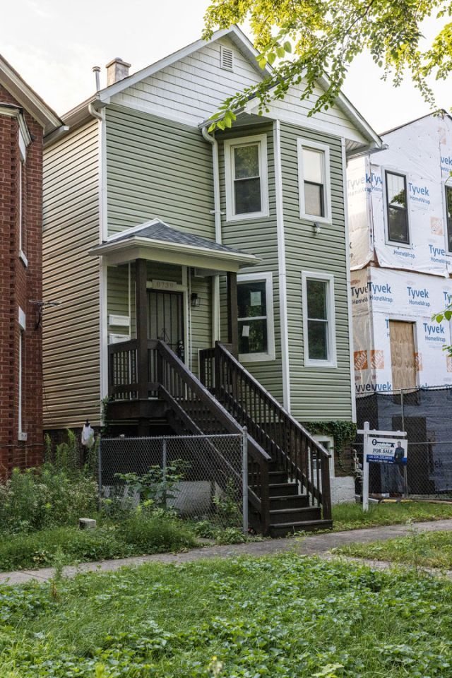8739 S Colfax Avenue , Unit 2, Chicago, IL 60617 Main Photo