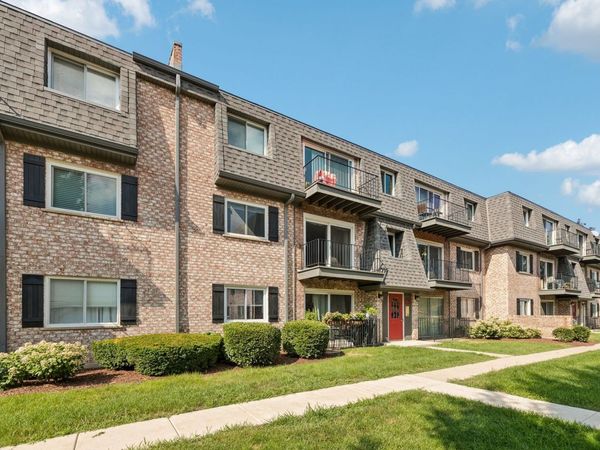 876 S Plum Grove Road , Unit 208, Palatine, IL 60067