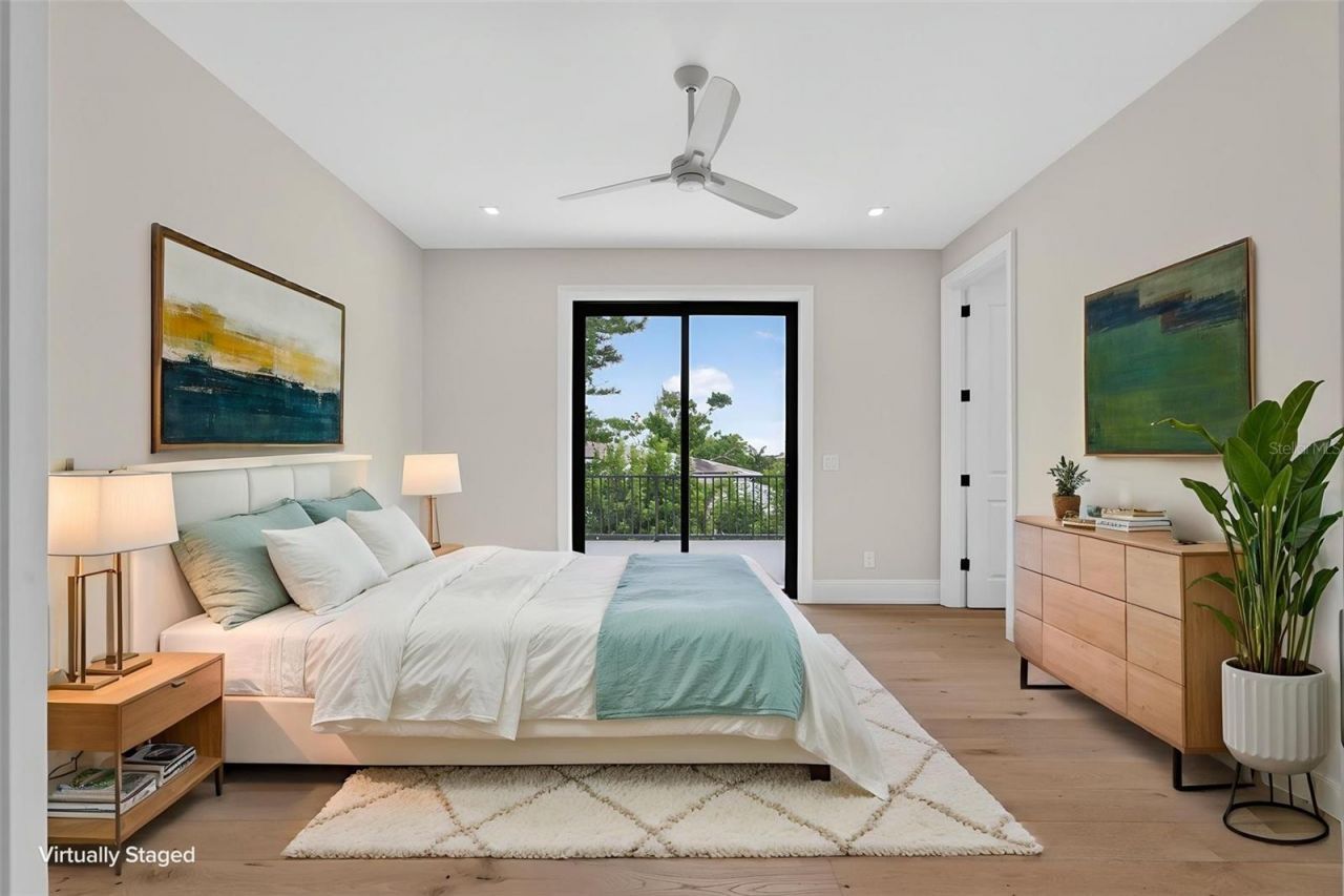 656 Tropical Circle, Sarasota, FL 34242 Photo