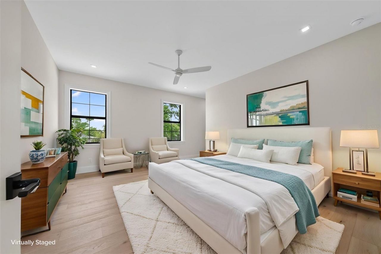 656 Tropical Circle, Sarasota, FL 34242 Photo