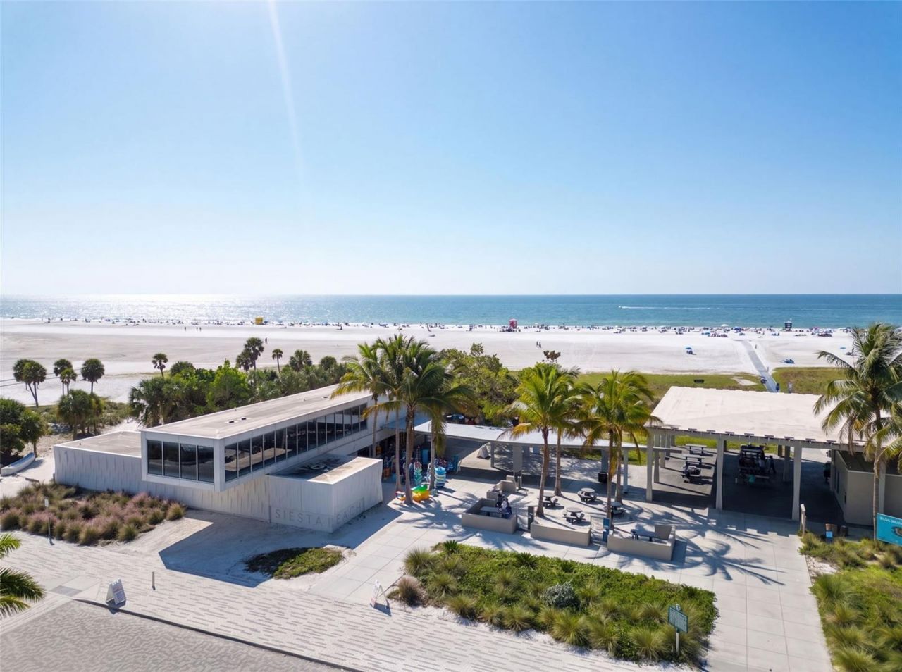 656 Tropical Circle, Sarasota, FL 34242 Photo