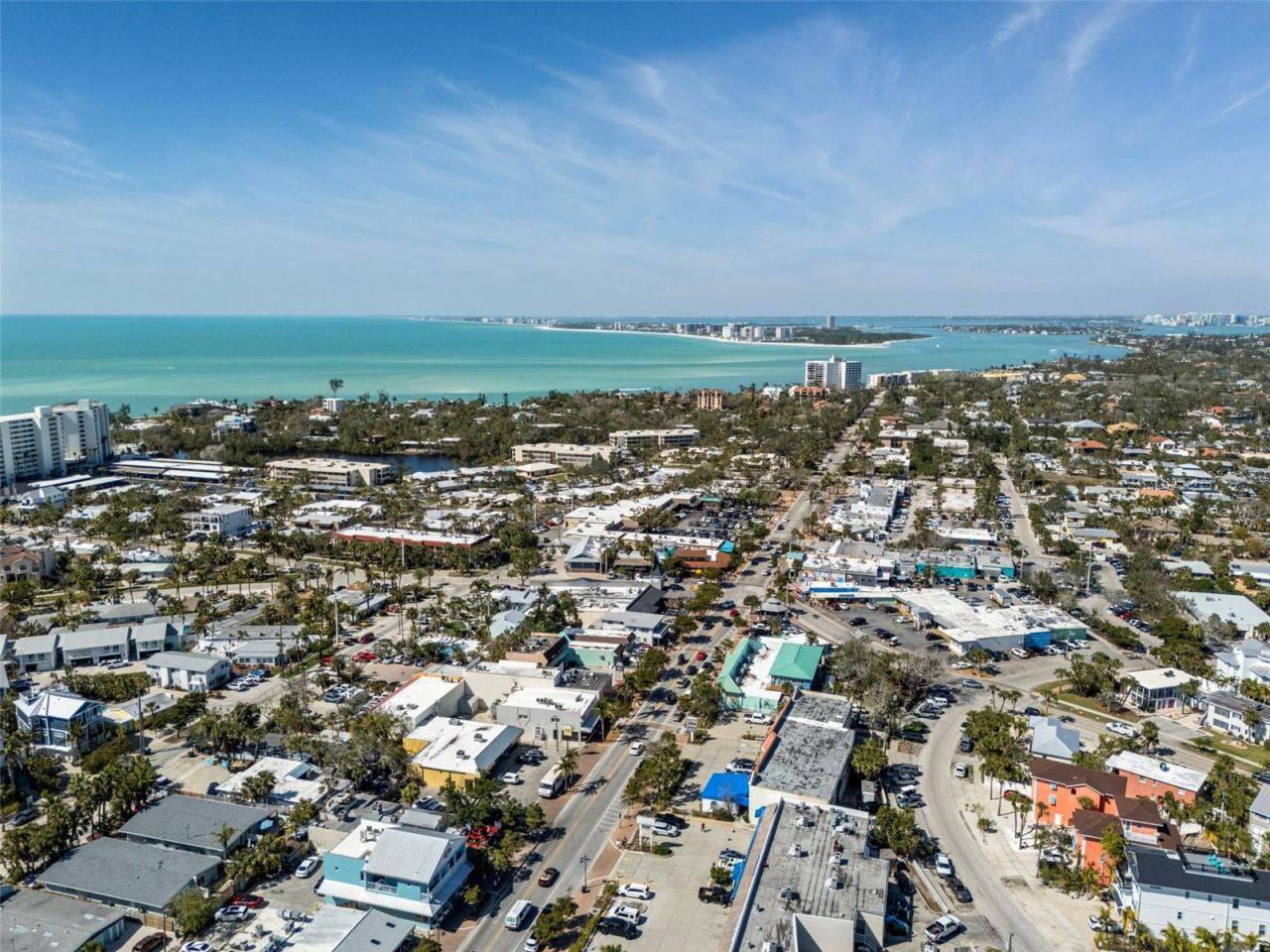 656 Tropical Circle, Sarasota, FL 34242 Photo