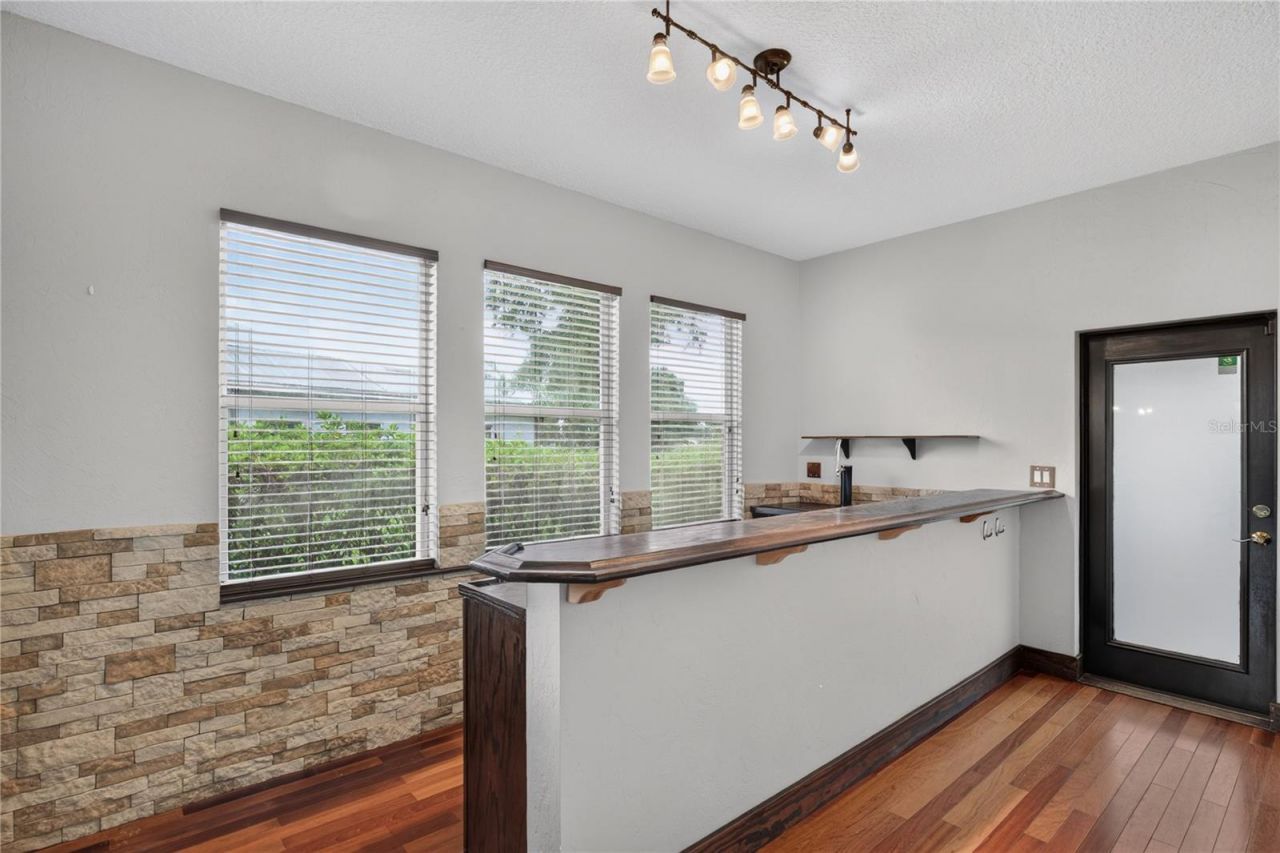 7314 Spring Mountain Lane, Yalaha, FL 34797 Photo