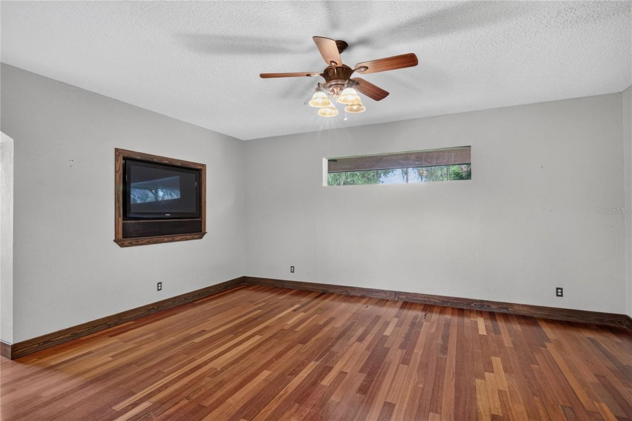 7314 Spring Mountain Lane, Yalaha, FL 34797 Photo