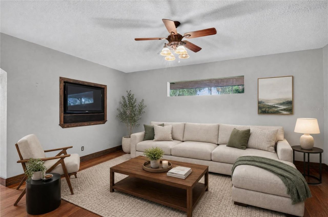 7314 Spring Mountain Lane, Yalaha, FL 34797 Photo