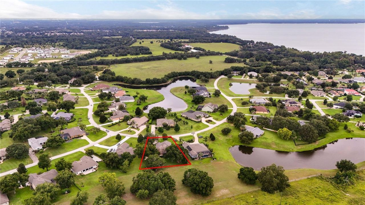 7314 Spring Mountain Lane, Yalaha, FL 34797 Photo