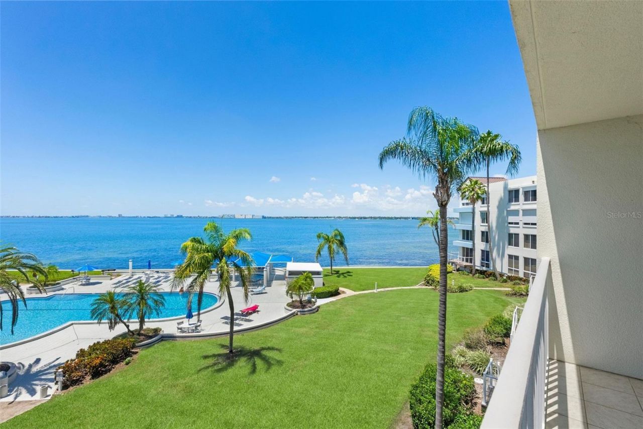 5155 Isla Key Boulevard S, Unit 304, Saint Petersburg, FL 33715 Photo