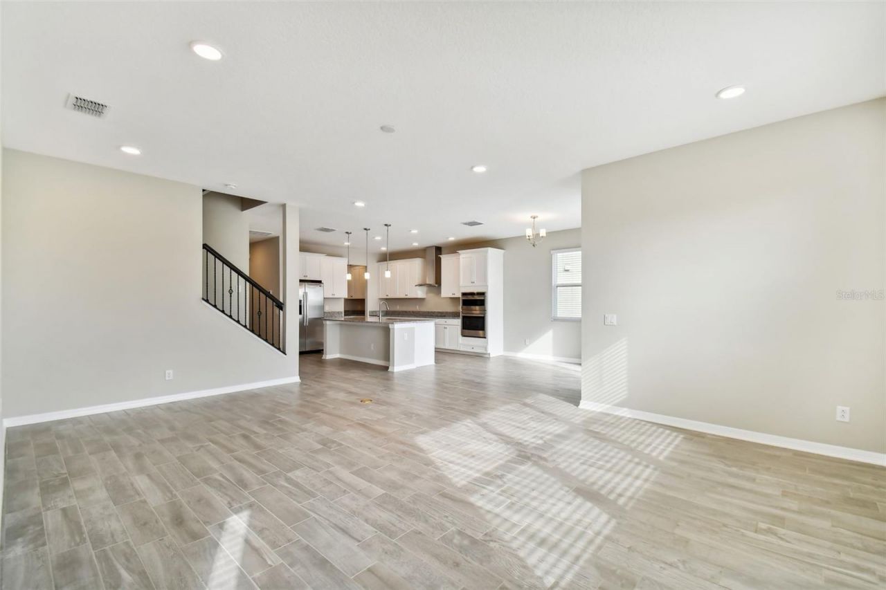 38190 Shale Stone Court, Zephyrhills, FL 33540 Photo