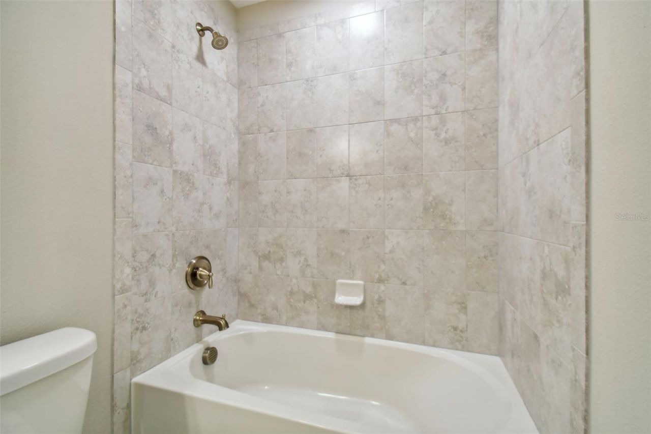 38190 Shale Stone Court, Zephyrhills, FL 33540 Photo