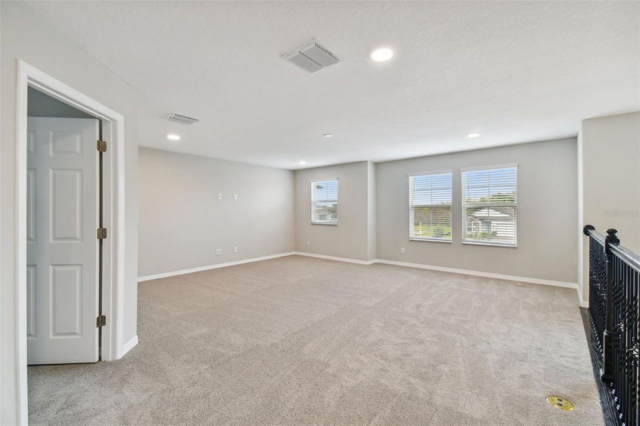 38190 Shale Stone Court, Zephyrhills, FL 33540 Photo
