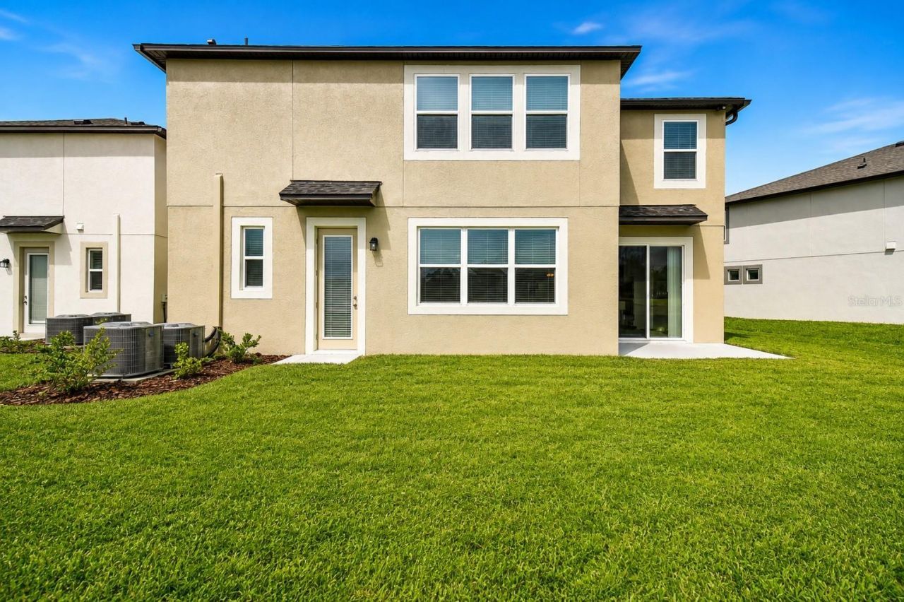 38190 Shale Stone Court, Zephyrhills, FL 33540 Photo