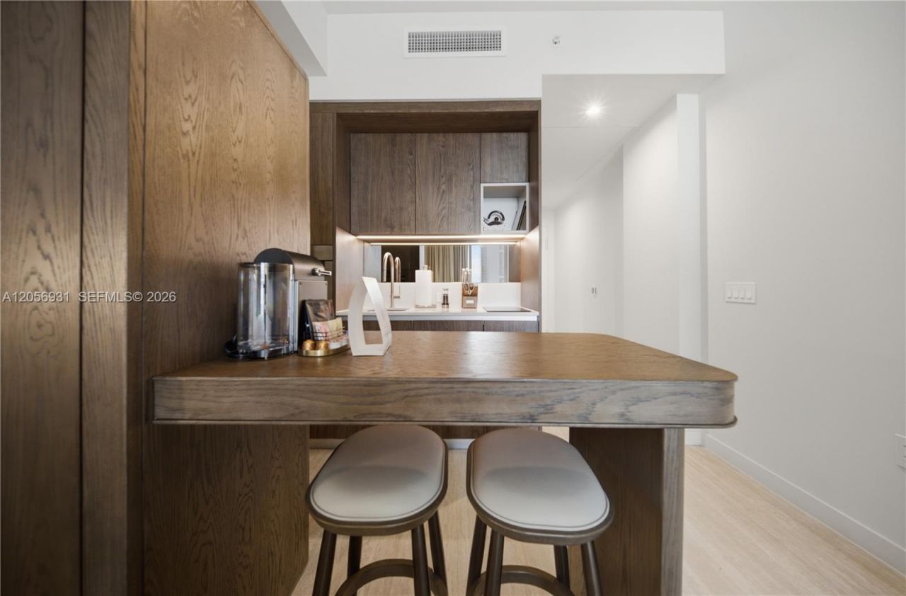 1611 SW 2nd Avenue, Unit 604, Miami, FL 33129 Photo