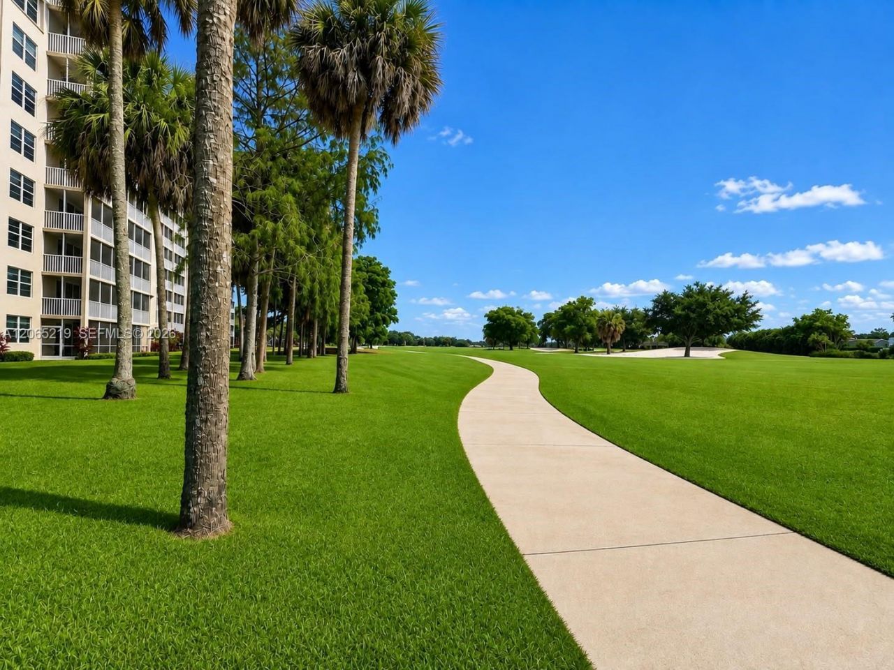 250 Jacaranda Dr, Unit 805, Plantation, FL 33324 Photo