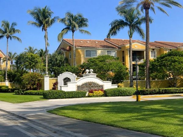 2440 E Preserve Way , Unit 303, Miramar, FL 33025