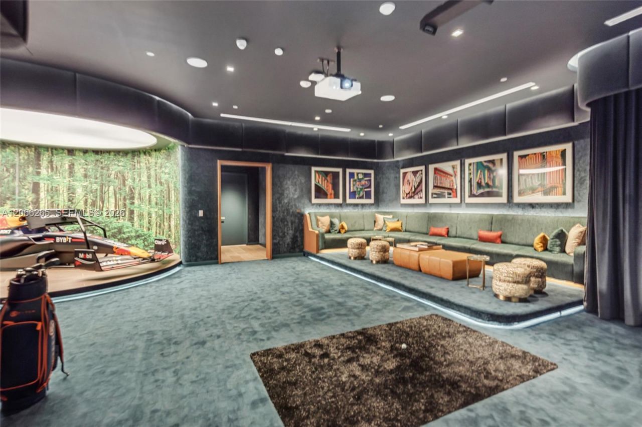77 SE 5th St, Unit 2006, Miami, FL 33131 Photo