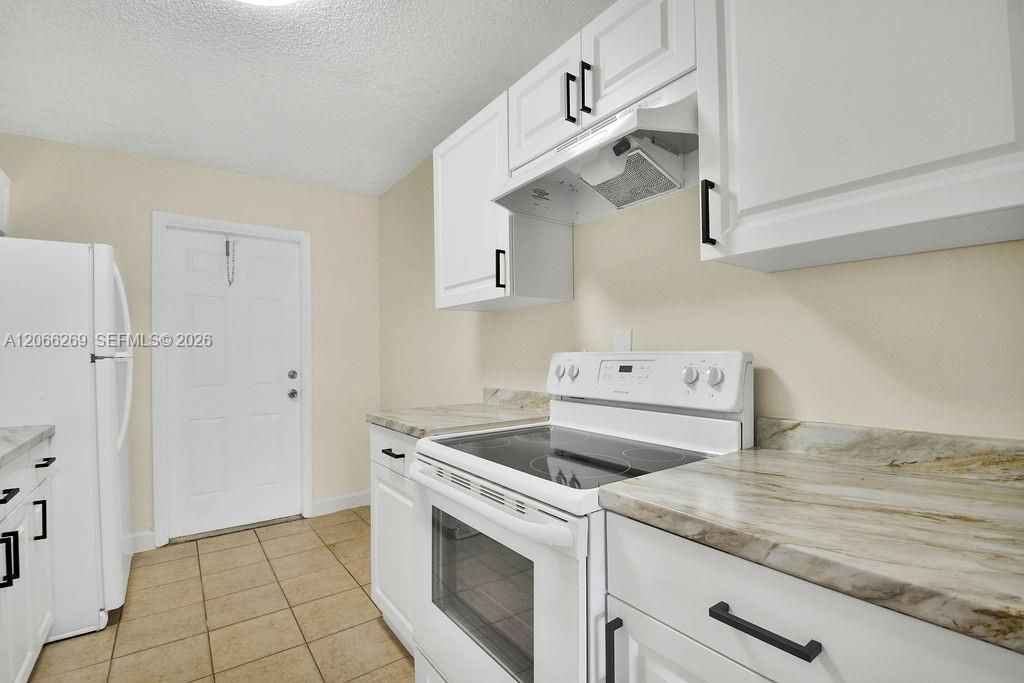 18947 NW 45th Ave , Unit 1, Miami Gardens, FL 33055 Photo