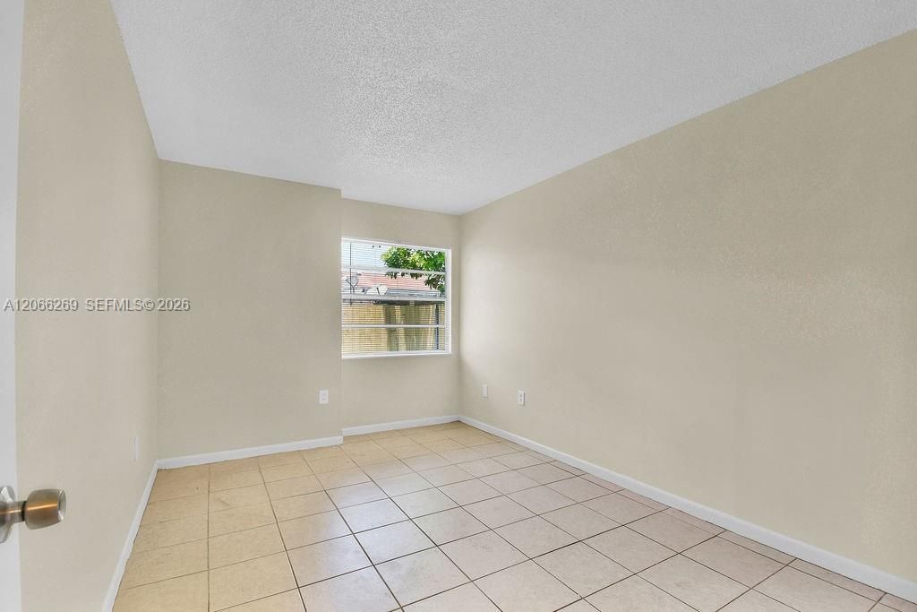18947 NW 45th Ave , Unit 1, Miami Gardens, FL 33055 Photo
