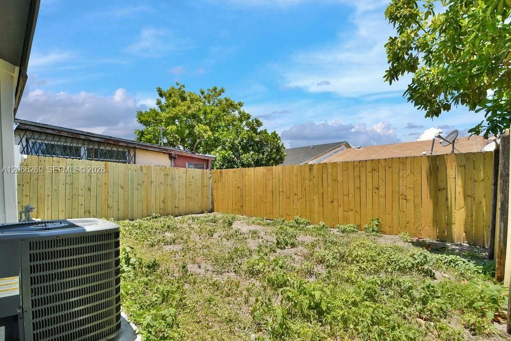 18947 NW 45th Ave , Unit 1, Miami Gardens, FL 33055 Photo
