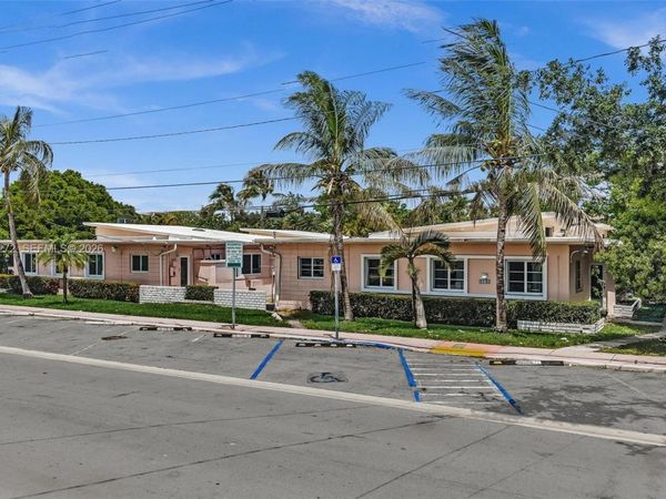 1795 Calais Dr , Miami Beach, FL 33141