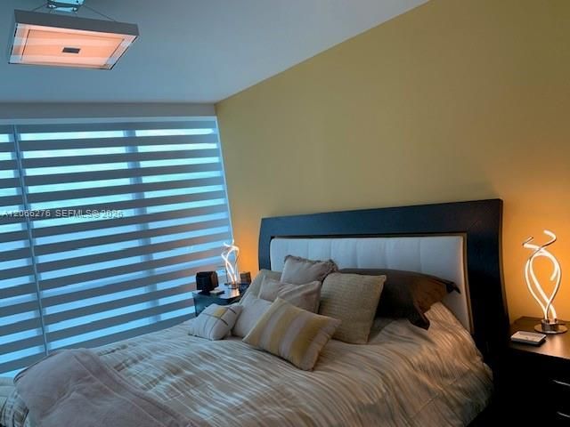17121 Collins Ave , Unit 2808, Sunny Isles Beach, FL 33160 Photo