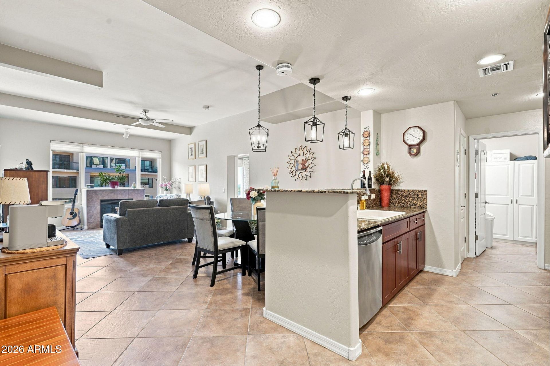 17 W Vernon Avenue, Unit 515, Phoenix, AZ 85003 Main Photo