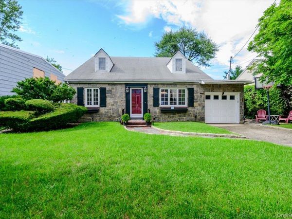 928 Northfield Road , Woodmere, NY 11598