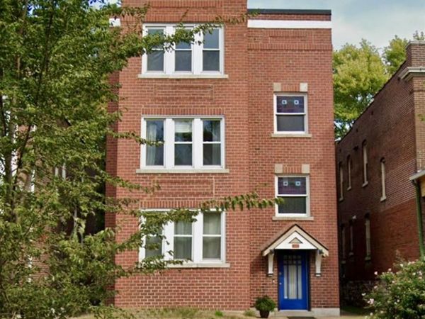 3951 Shaw Boulevard , St Louis, MO 63110