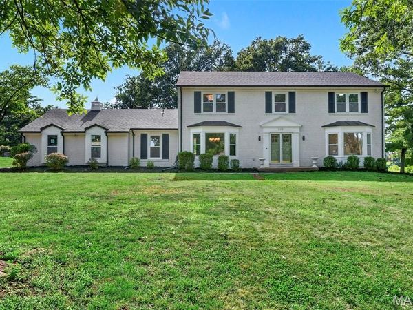 2251 Whitby Road , Chesterfield, MO 63017