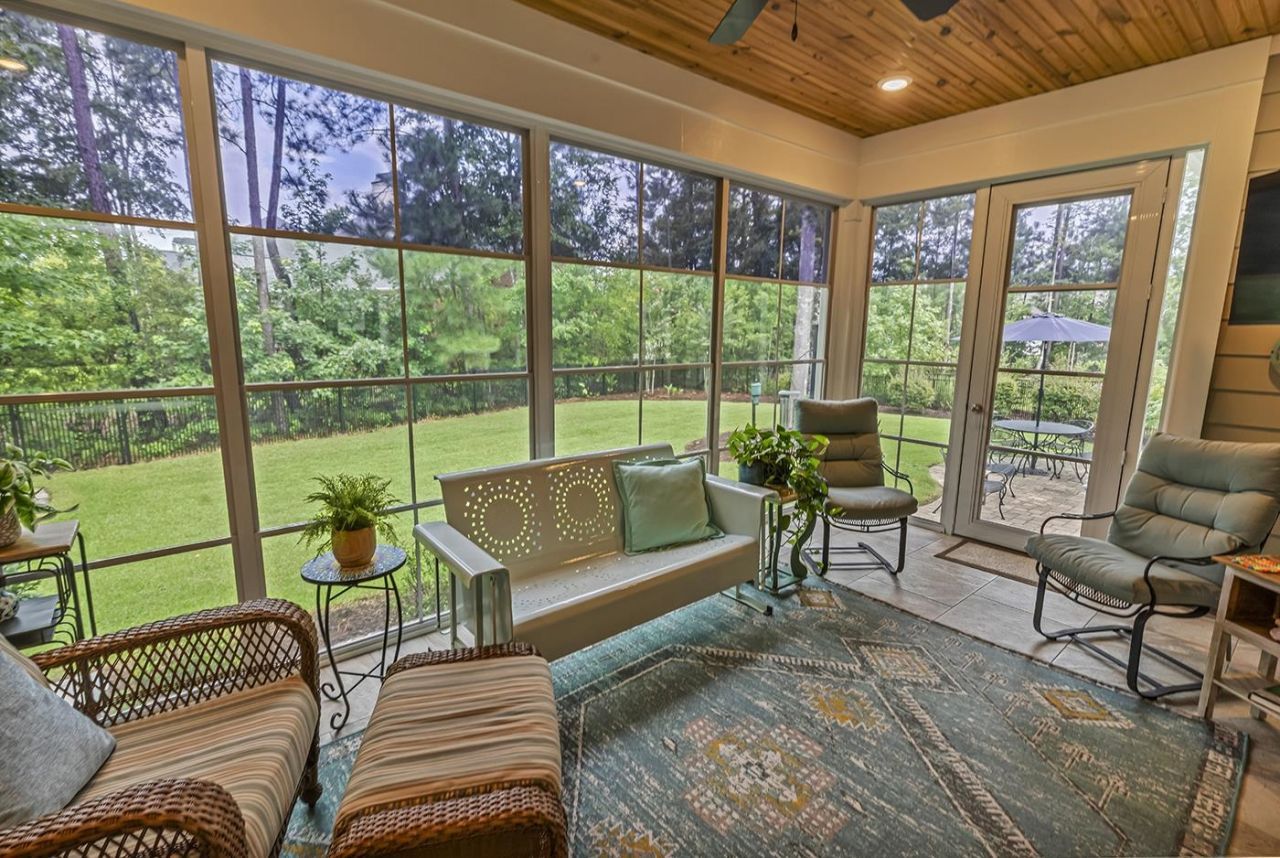 48 Springtime Ct. Photo 11