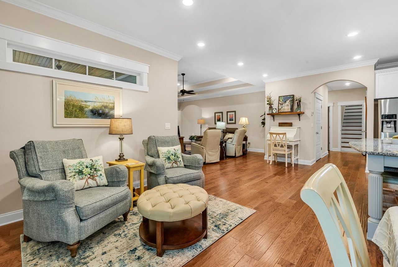 48 Springtime Ct. Photo 19