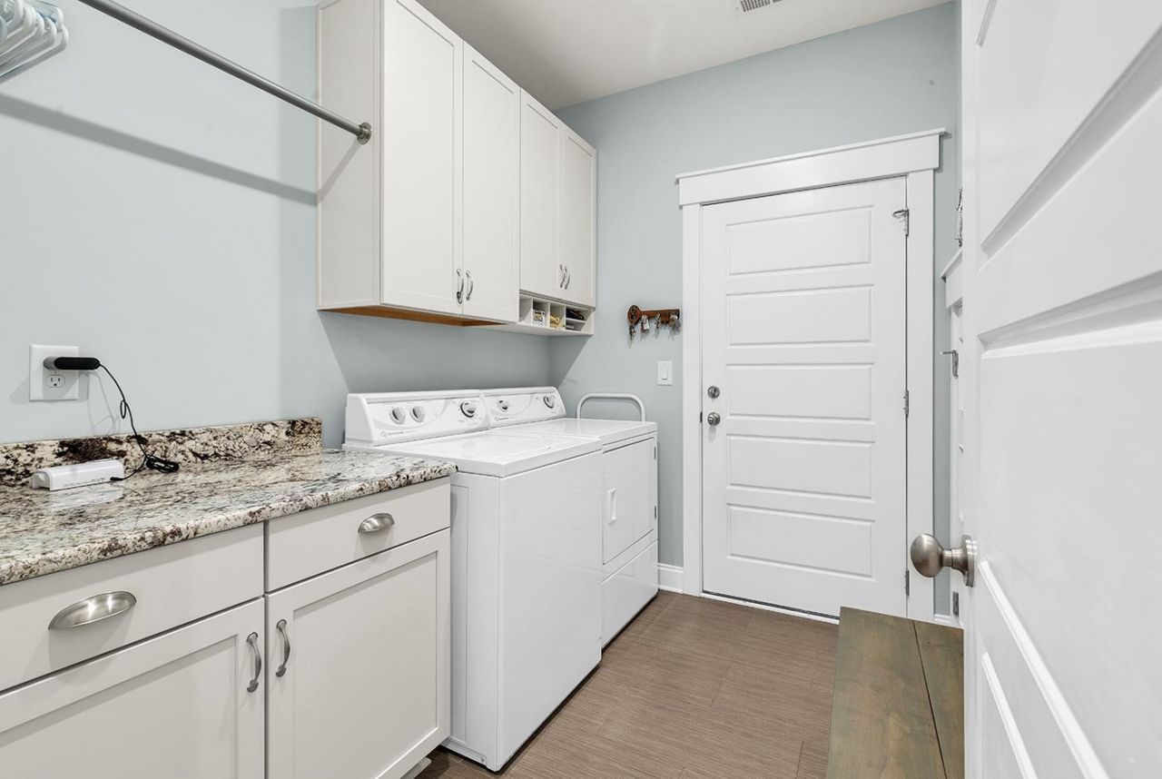 48 Springtime Ct. Photo 35