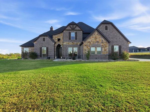 6298 Belz Road, Sanger, TX 76266