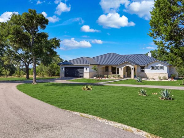 208 RIVER RDG, Boerne, TX 78006