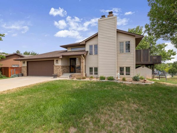 4122 Wisconsin Avenue, Rapid City, SD 57701