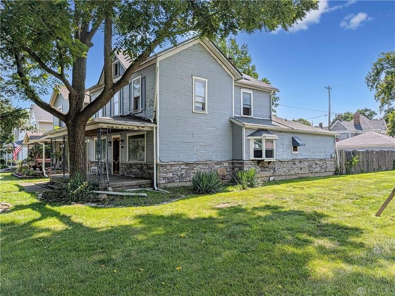 216 E Main Street, West Carrollton, OH 45449 Photo 3