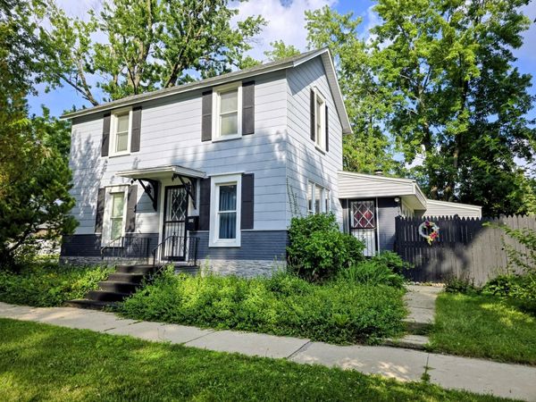 302 S Washington Street , Lockport, IL 60441