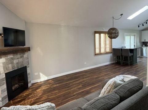 Main Photo