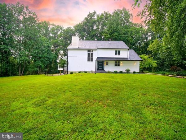 1375 POND VIEW LANE , NEWTOWN SQUARE, PA 19073