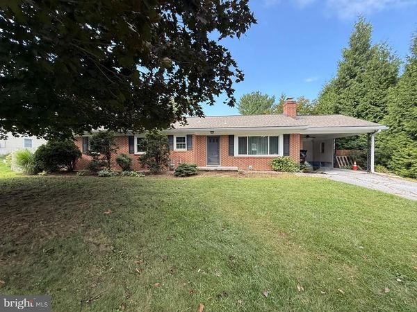 1042 S CARROLL STREET, HAMPSTEAD, MD 21074