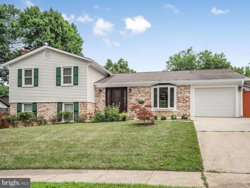 14204 Woodcrest Drive , Rockville, MD 20853 Main Photo