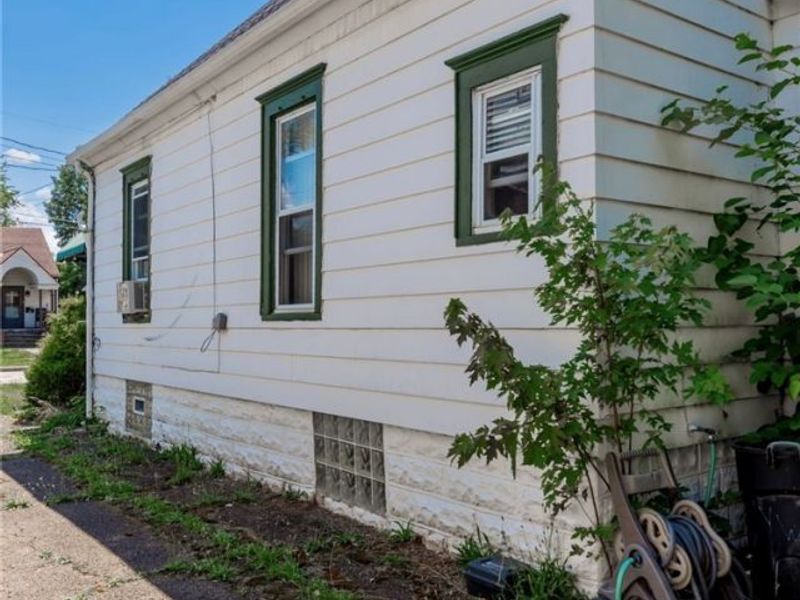 1128 W 19th Street, Lorain, OH 44052 Photo 2