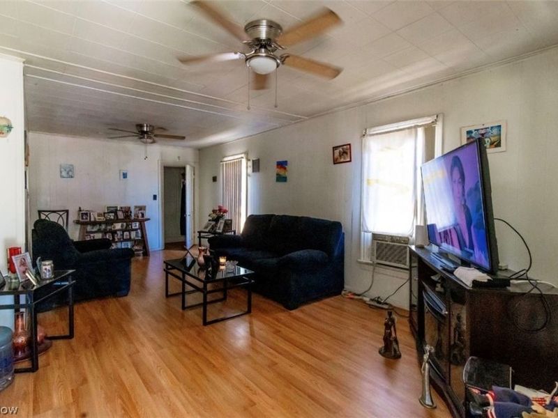 1128 W 19th Street, Lorain, OH 44052 Photo 6