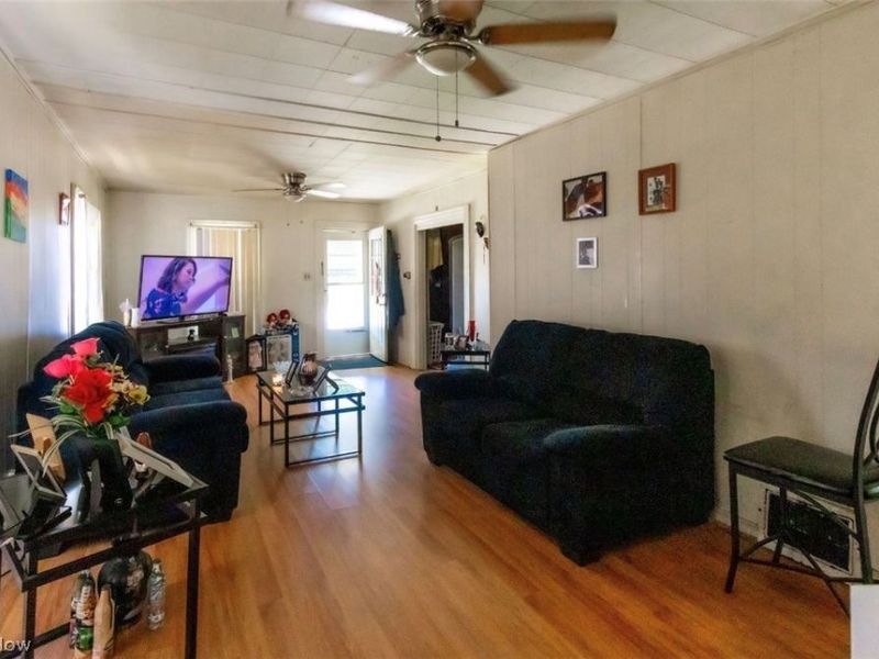 1128 W 19th Street, Lorain, OH 44052 Photo 7
