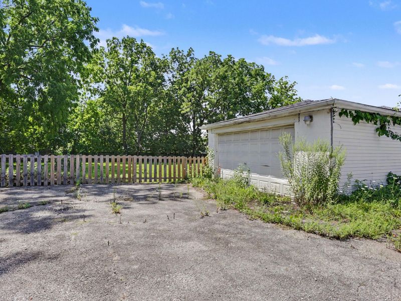 1664 Zettler Road , Columbus, OH 43227 Photo 31