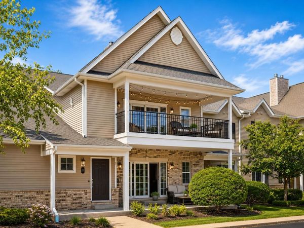 7942 Williamsburg Ct, Unit 201, Bristol, WI 53104