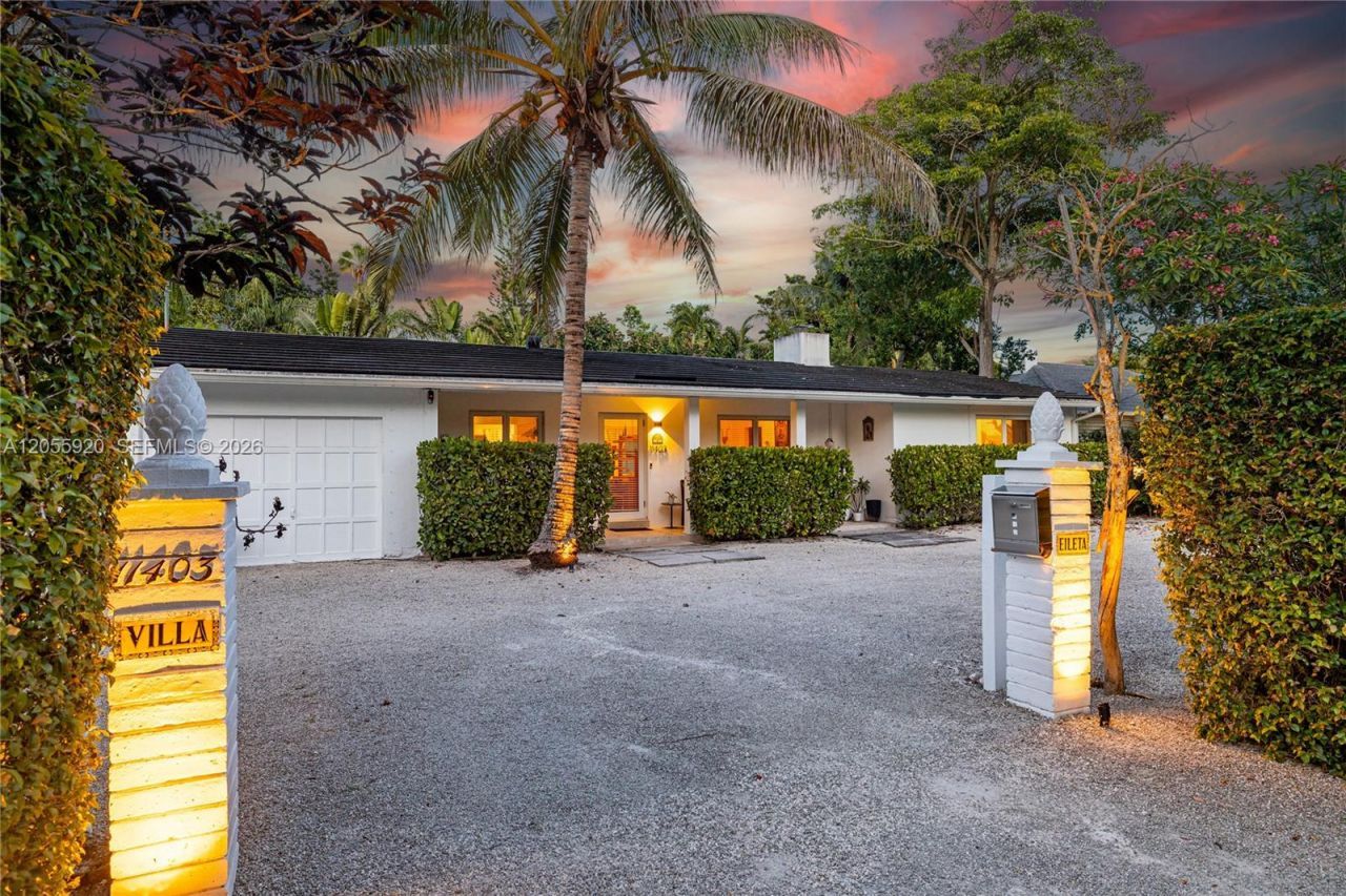11403 NE 8th Ave , Biscayne Park, FL 33161 Photo