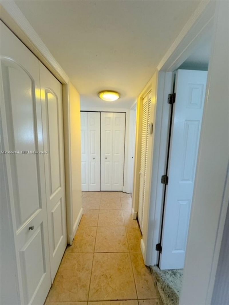 2008 Jackson , Unit B7, Hollywood, FL 33020 Photo