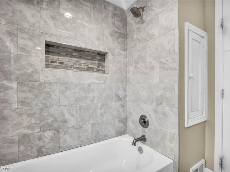 3311 Van Aken Boulevard, Shaker Heights, OH 44120 Photo 11