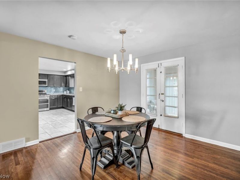 3311 Van Aken Boulevard, Shaker Heights, OH 44120 Photo 21