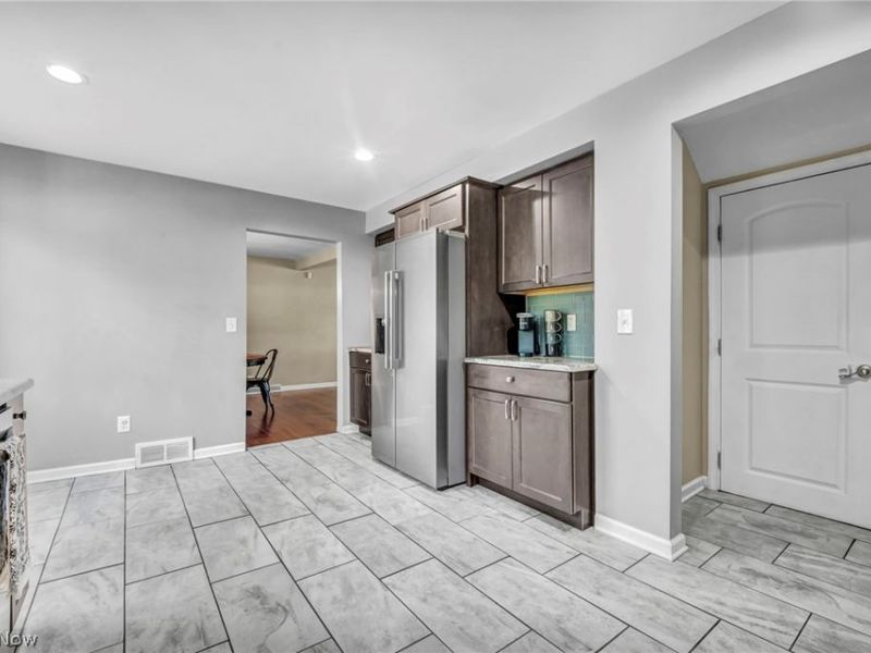 3311 Van Aken Boulevard, Shaker Heights, OH 44120 Photo 6